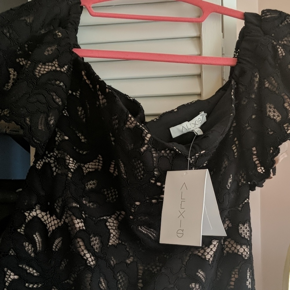 $429 ALEXIS VALENTINO BLACK LACE TOP XS - Picture 5 of 7